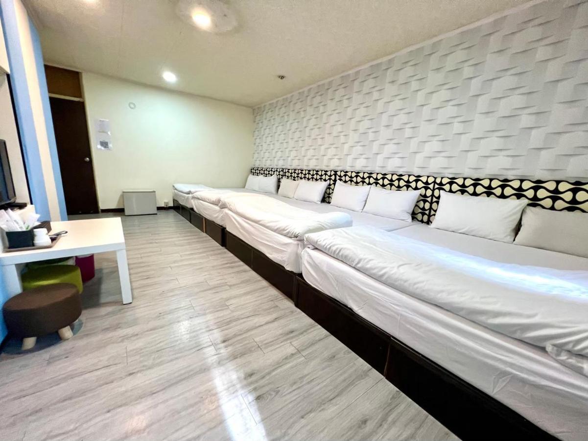 Fengjia Pig'S House Apartment Đài Trung Ngoại thất bức ảnh
